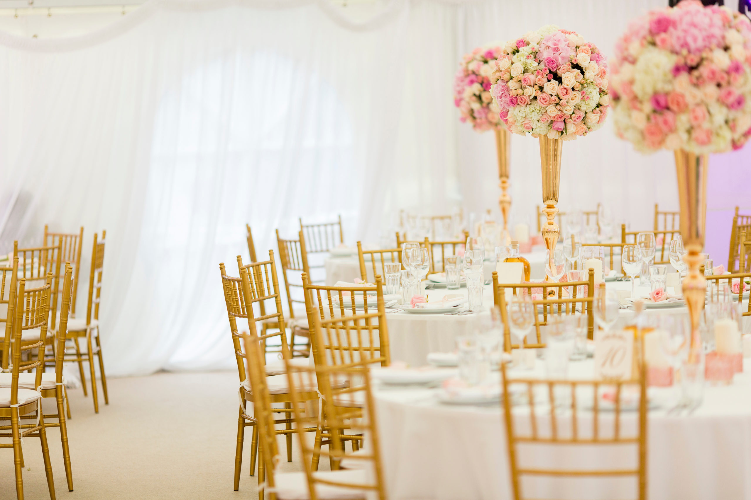 Closeup view of the luxurious wedding table decoration